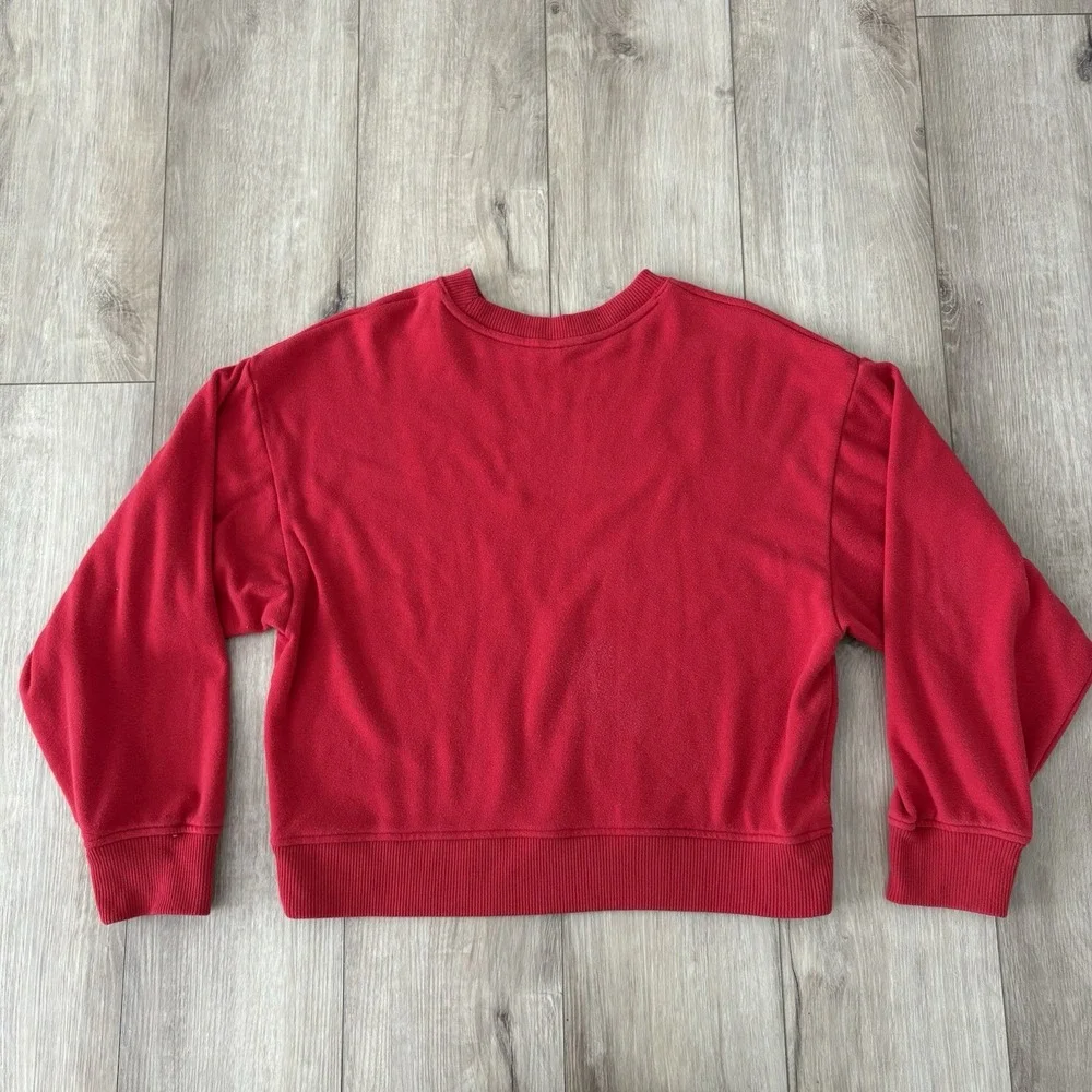 Victoria Secret On Point Women's Red Emblem Crewneck Sweater‎ Logo Size Medium